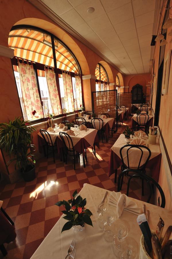 Hotel Miramare Ladispoli Eksteriør billede