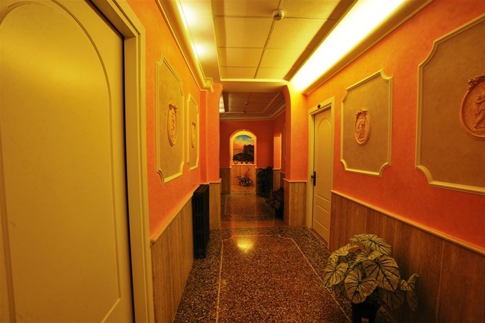 Hotel Miramare Ladispoli Eksteriør billede